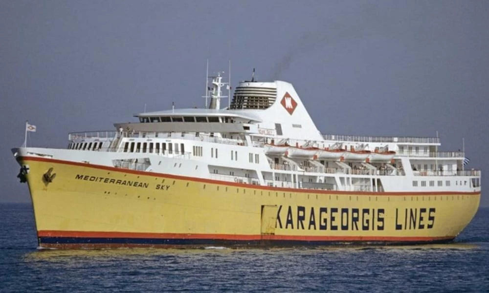 Πάτρα: Το θρυλικό «Mediterranean Sky» στο λιμάνι της νοσταλγίας – Η ιστορία του πλοίου στο χρόνο